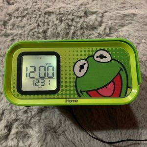 KERMIT THE FROG IHOME DIGITAL ALARM CLOCK 💚🐸